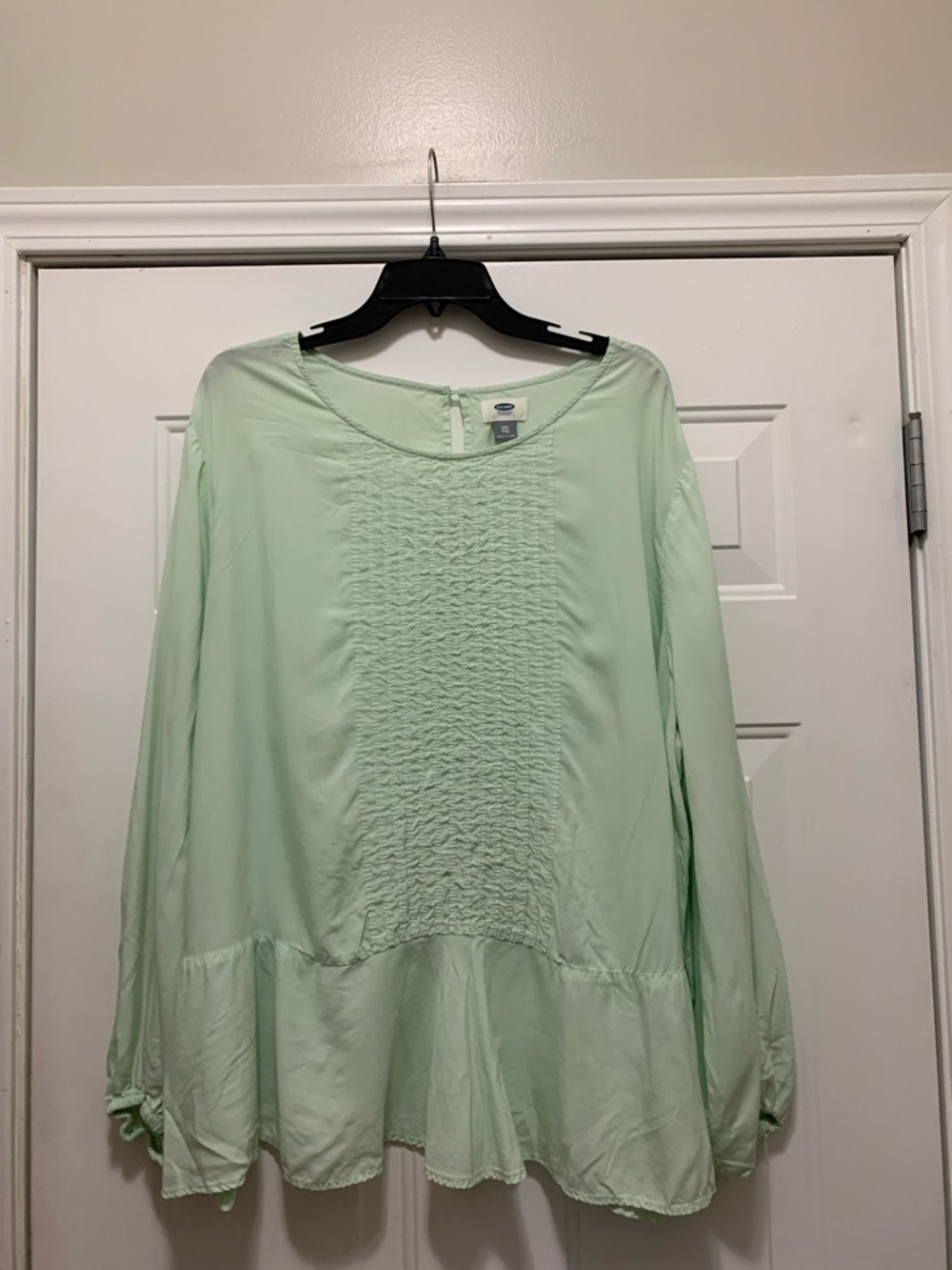 3/$15 Old Navy Mint Green Pleated Front Peasant Top Size XXL
